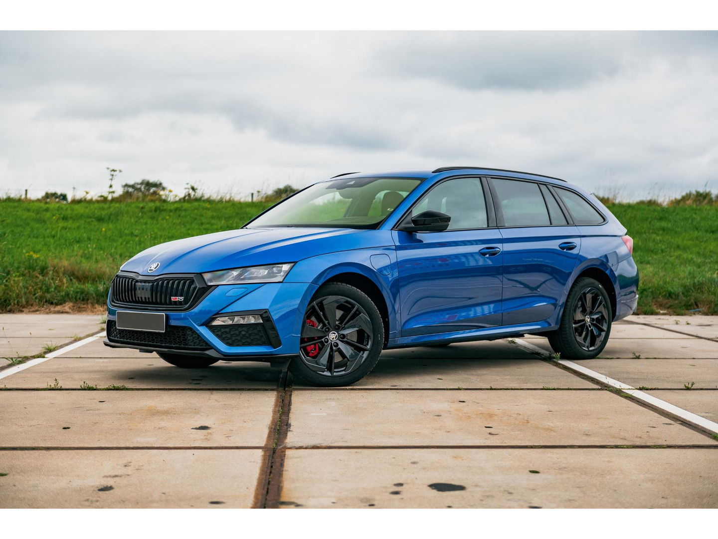 Škoda Octavia Combi 1.4 TSI RS iV PHEV | TREKHAAK | COMFORT SPORT STOELEN | ALCANTARA