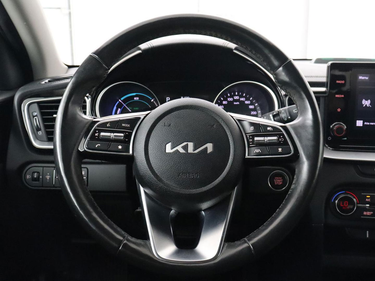 Kia Ceed 1.6 GDI PHEV DynamicPlusLine | Stoel & stuurverwarming | Adaptive cruise | Camera | Carplay | Keyless | Full LED | Climate control | Plug In