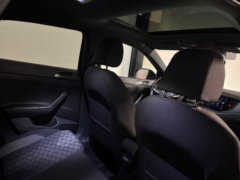 Volkswagen Taigo 1.5 TSI R-Line PANO CAM CARPLAY'