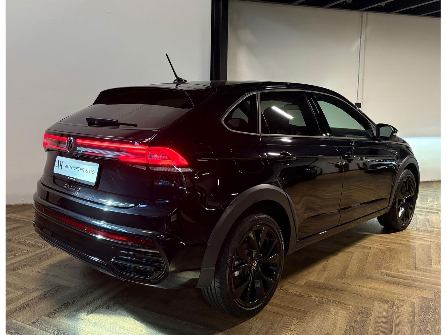 Volkswagen Taigo 1.5 TSI R-Line PANO CAM CARPLAY'