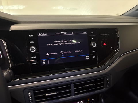 Volkswagen Taigo 1.5 TSI R-Line PANO CAM CARPLAY'