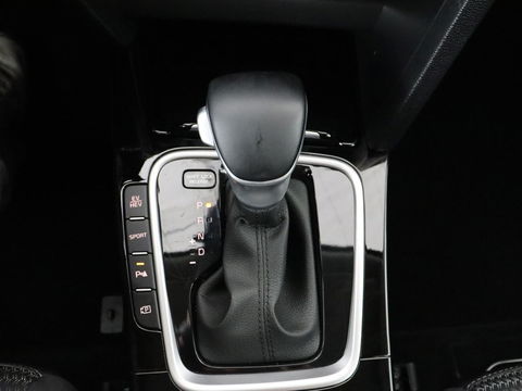 Kia Ceed 1.6 GDI PHEV DynamicPlusLine | Stoel & stuurverwarming | Adaptive cruise | Camera | Carplay | Keyless | Full LED | Climate control | Plug In