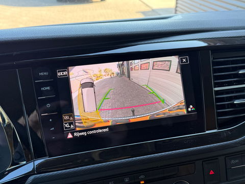 Volkswagen Transporter 2.0 TDI 150pk Bulli - DC Leder - NL-Auto 1ste Eigenaar - Two Tone