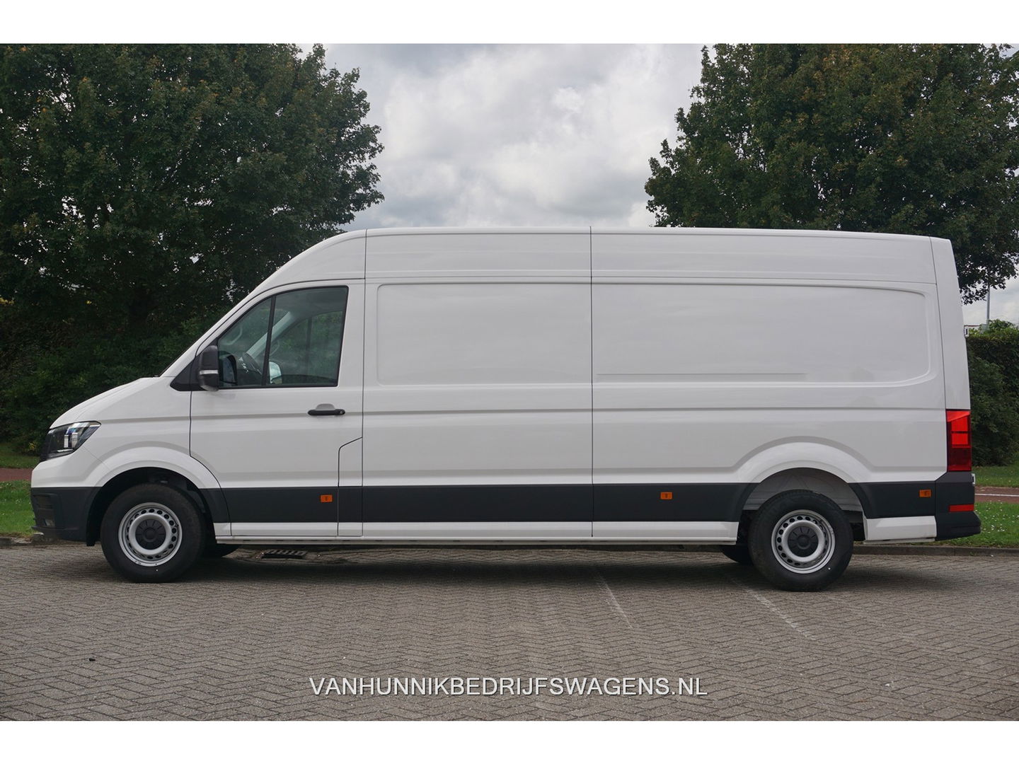 Volkswagen Crafter 35 140PK L4H3 Facelift BPM VRIJ 10" Scherm Apple CP/Android A, 270° deuren!! NR. D02*
