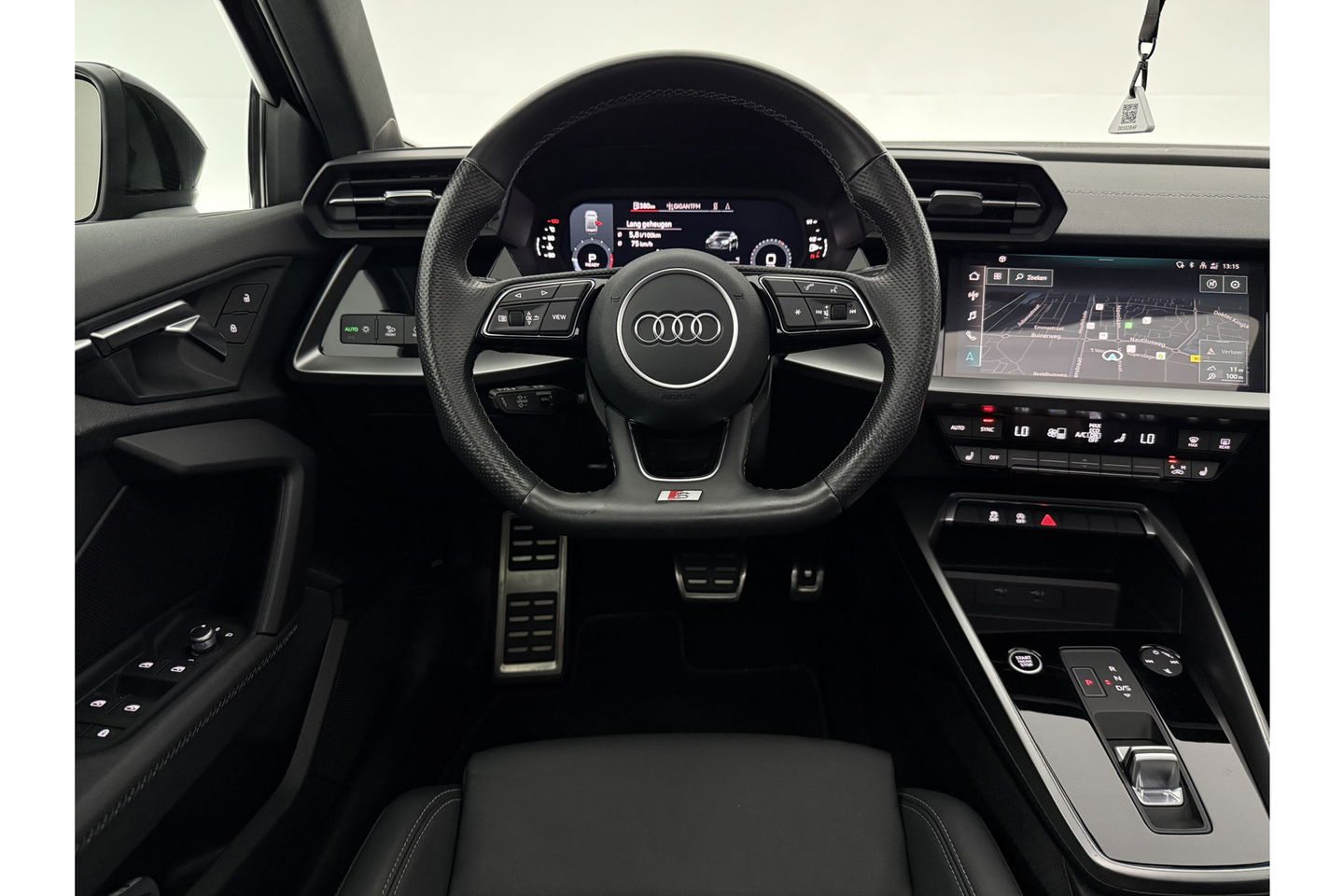 Audi A3 30 TFSI S-Line Pano LED Virtual Carplay ACC Clima Navi PDC 18''LMV