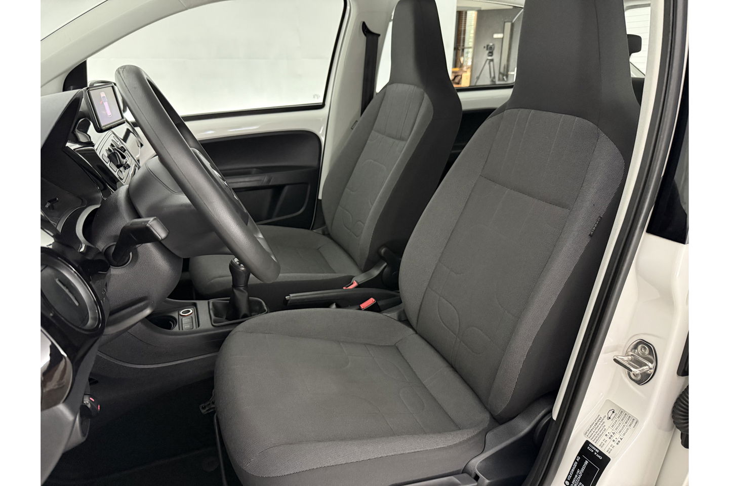 Volkswagen up! 1.0 move up! Airco Navigatie 15''LMV