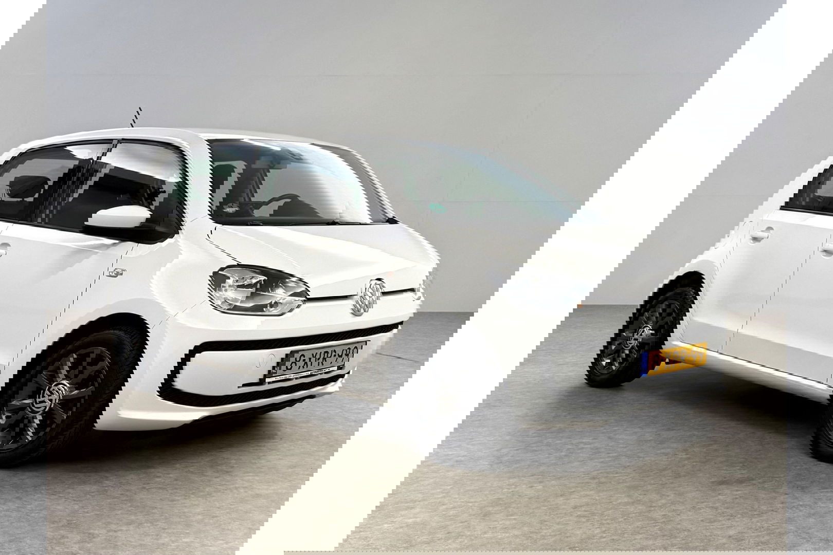 Volkswagen up! 1.0 move up! Airco Navigatie 15''LMV