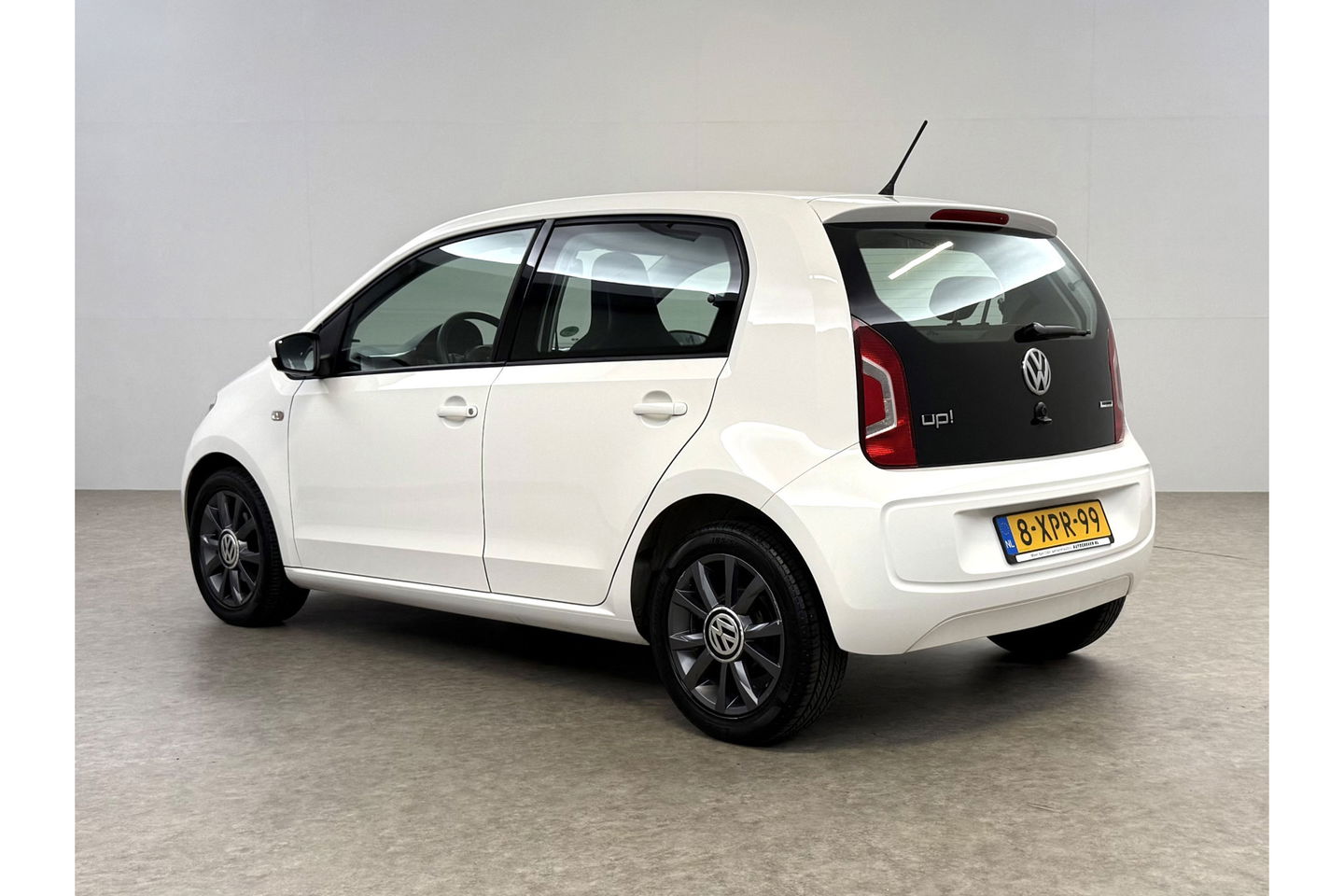 Volkswagen up! 1.0 move up! Airco Navigatie 15''LMV