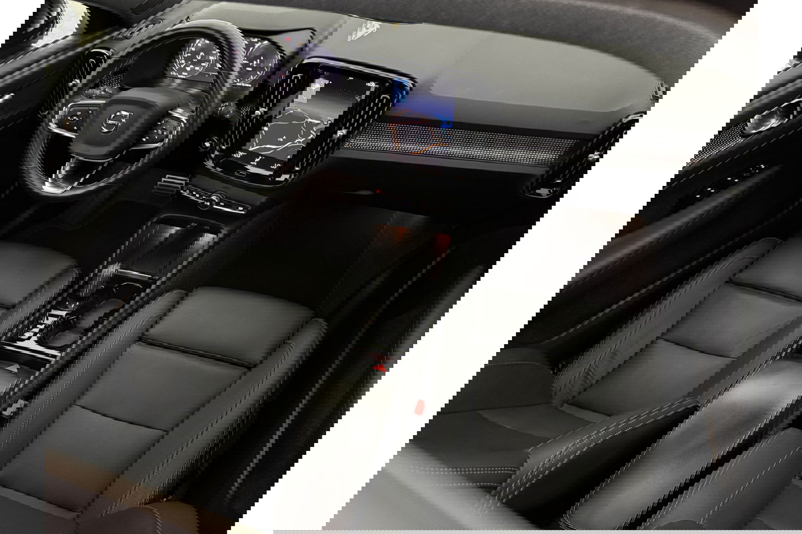 Volvo XC40 1.5 T5 Recharge Inscription 262PK Pano Camera Carplay LED Virtual Clima Cruise Navi Leder PDC 19''LMV