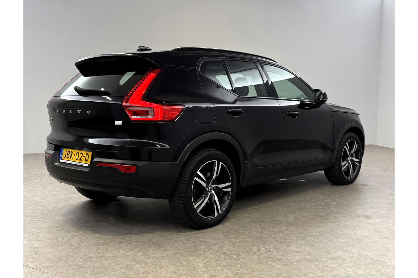 Volvo XC40 1.5 T5 Recharge Inscription 262PK Pano Camera Carplay LED Virtual Clima Cruise Navi Leder PDC 19''LMV