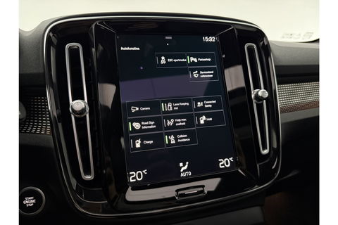 Volvo XC40 1.5 T5 Recharge Inscription 262PK Pano Camera Carplay LED Virtual Clima Cruise Navi Leder PDC 19''LMV