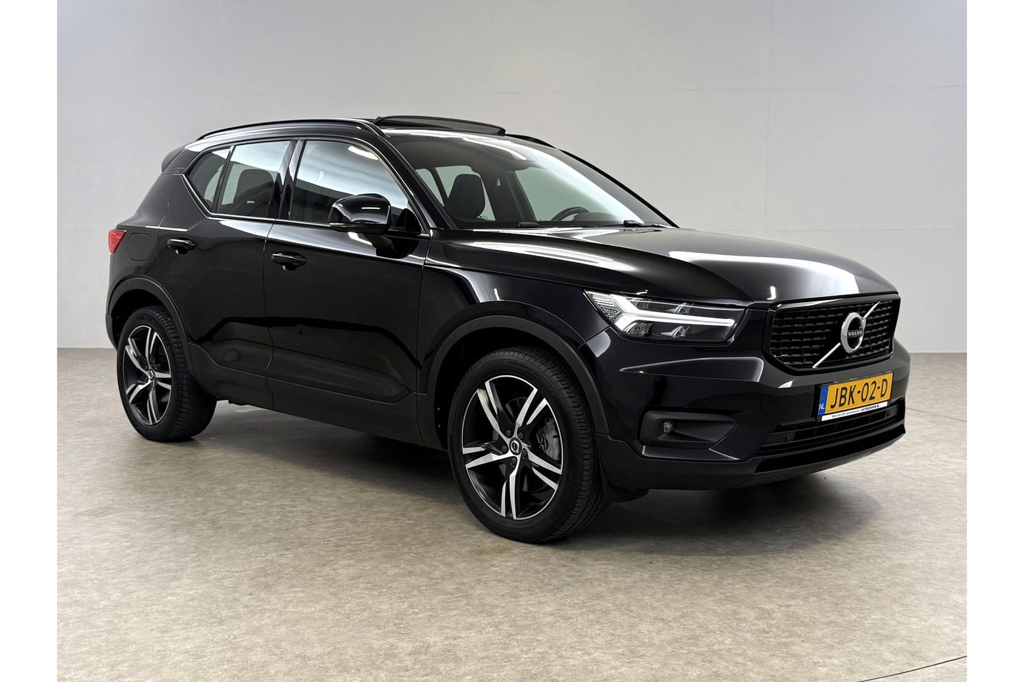 Volvo XC40 1.5 T5 Recharge Inscription 262PK Pano Camera Carplay LED Virtual Clima Cruise Navi Leder PDC 19''LMV