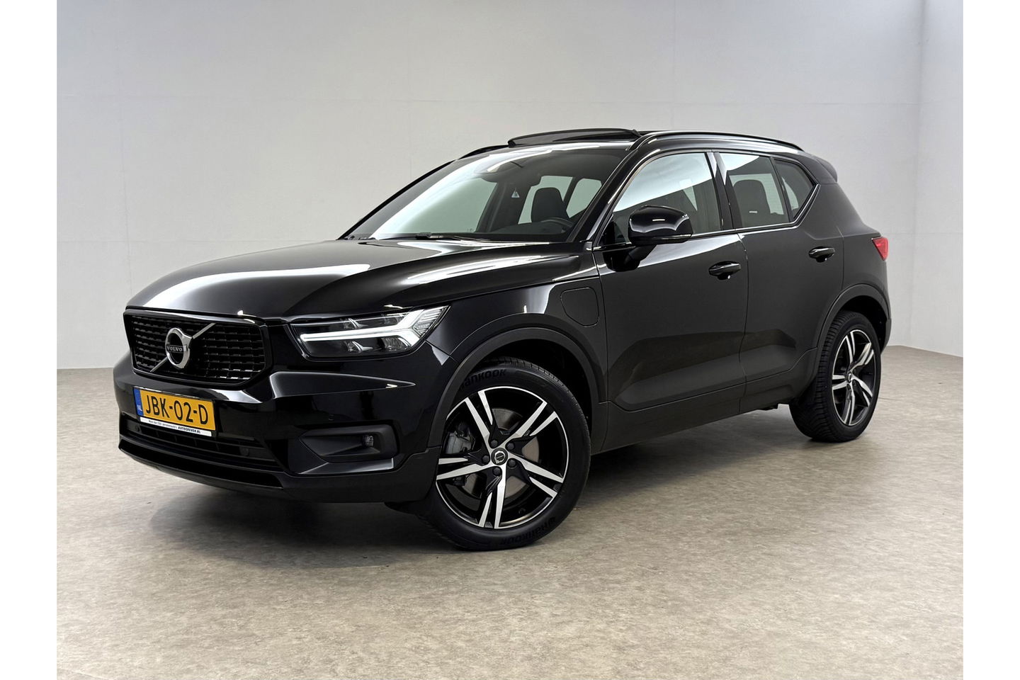 Volvo XC40 1.5 T5 Recharge Inscription 262PK Pano Camera Carplay LED Virtual Clima Cruise Navi Leder PDC 19''LMV