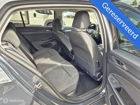 Volkswagen Golf 1.5 eTSI DSG, Digi Dash, Sfeer, Carplay, ACC