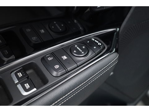 Kia Niro 1.6 GDi PHEV Edition 7 | Navi | Pano | JBL | Trekhaak | Stoelventilatie