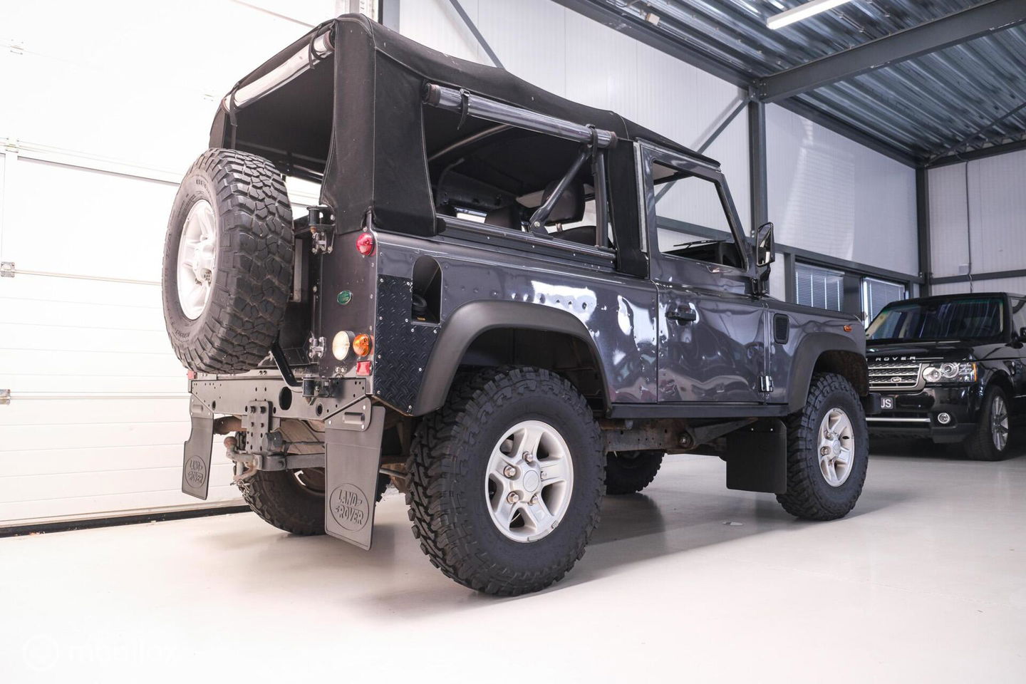 Land Rover Defender 90 Td5 Soft Top | Airco | youngtimer | stoelverwarming | leder | zeer mooi |
