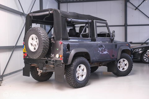 Land Rover Defender 90 Td5 Soft Top | Airco | youngtimer | stoelverwarming | leder | zeer mooi |