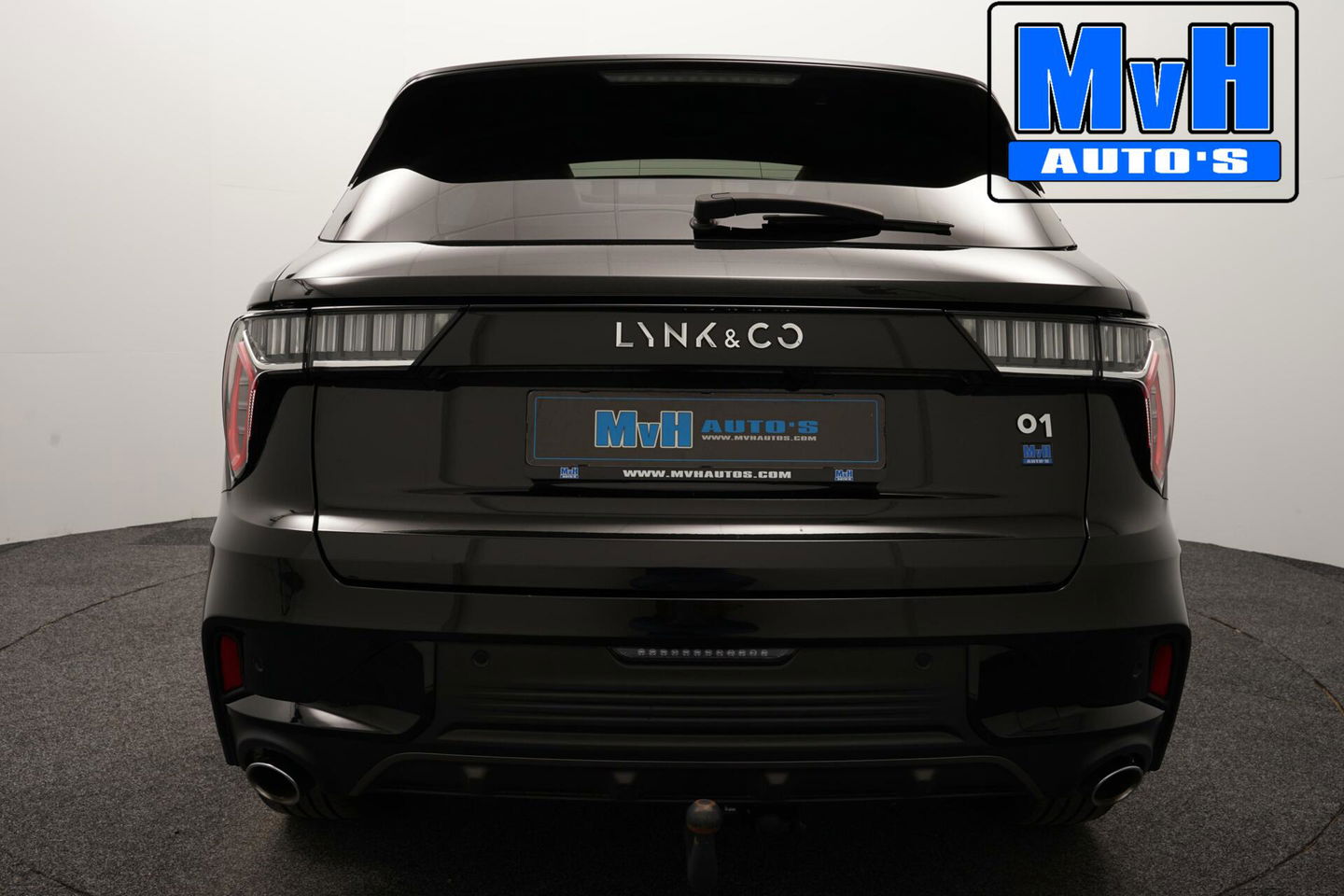 Lynk & Co 01 1.5 Plug-in Hybride|TREKHAAK|FULL BLACK XXL|