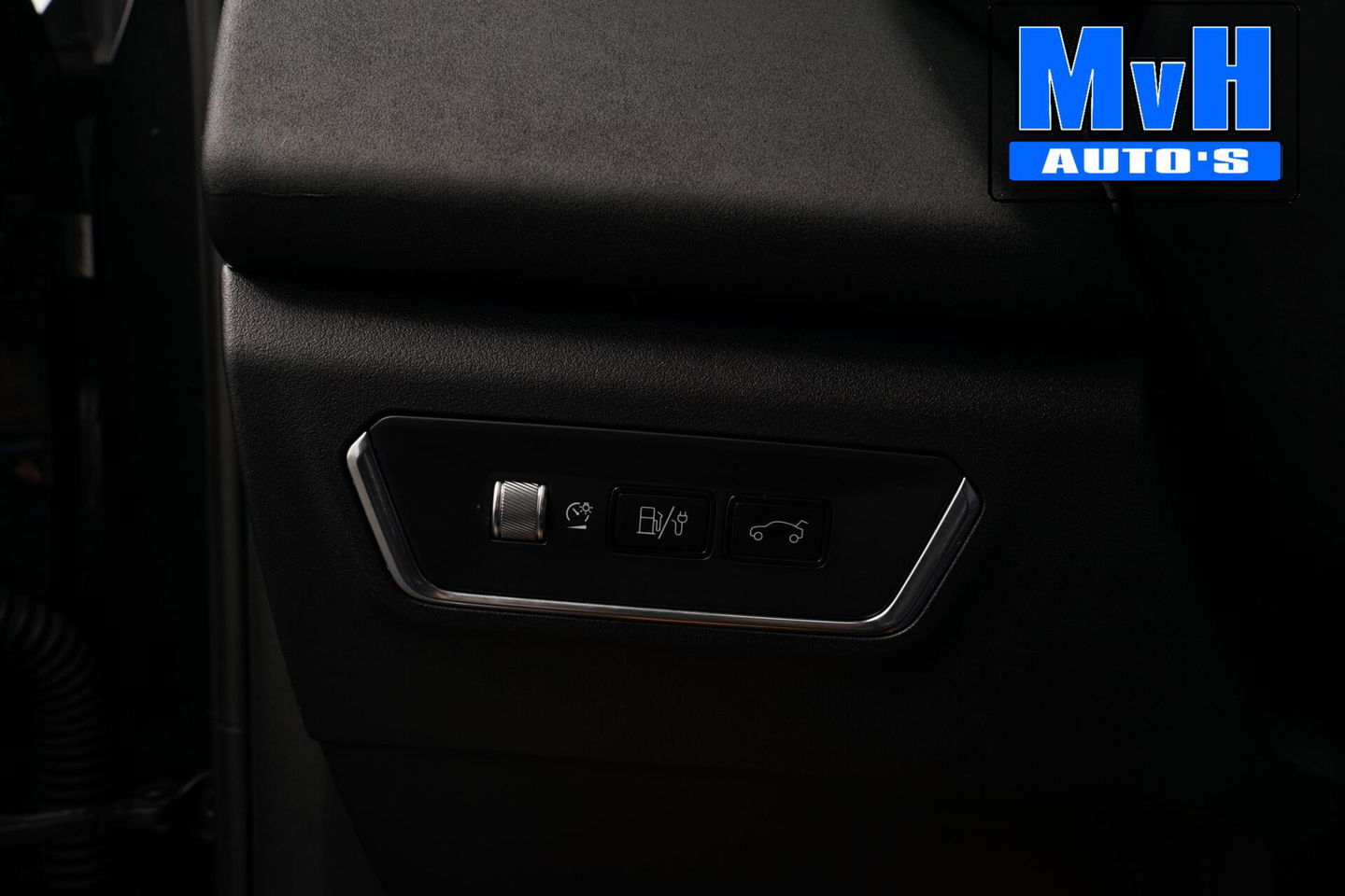 Lynk & Co 01 1.5 Plug-in Hybride|TREKHAAK|FULL BLACK XXL|