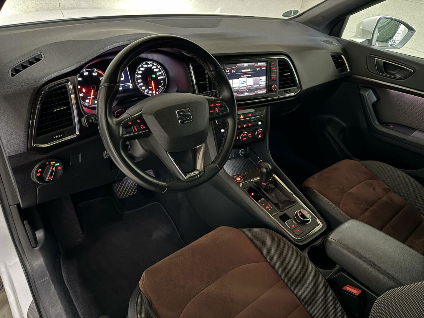 SEAT Ateca 1.4 EcoTSI Xcellence DSG Carplay Camera ACC