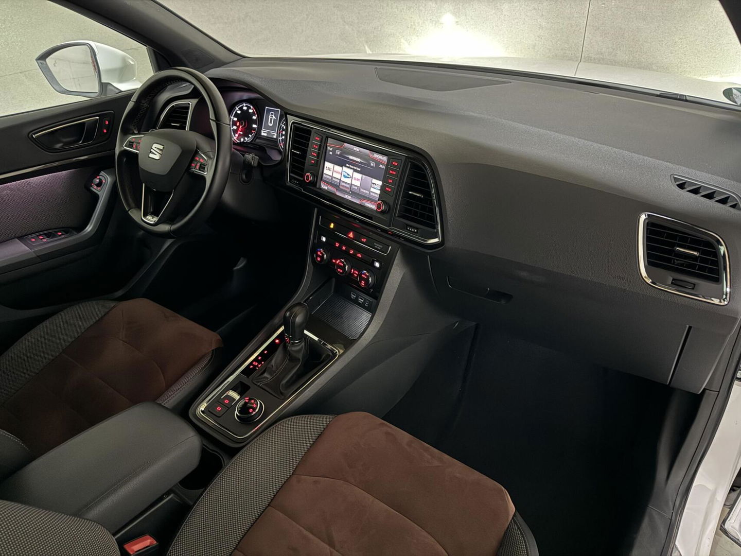 SEAT Ateca 1.4 EcoTSI Xcellence DSG Carplay Camera ACC