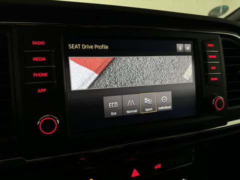 SEAT Ateca 1.4 EcoTSI Xcellence DSG Carplay Camera ACC