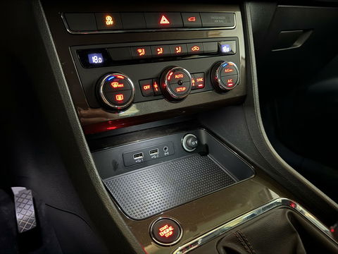 SEAT Ateca 1.4 EcoTSI Xcellence DSG Carplay Camera ACC