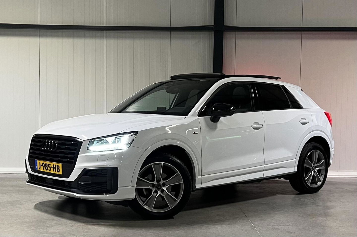 Audi Q2 35 TFSI 150PK S-line Pano Navi Carplay Black Optic