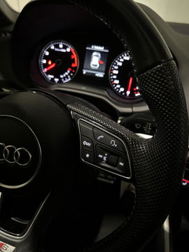 Audi Q2 35 TFSI 150PK S-line Pano Navi Carplay Black Optic