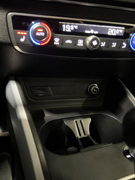 Audi Q2 35 TFSI 150PK S-line Pano Navi Carplay Black Optic