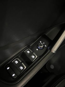 Audi Q2 35 TFSI 150PK S-line Pano Navi Carplay Black Optic