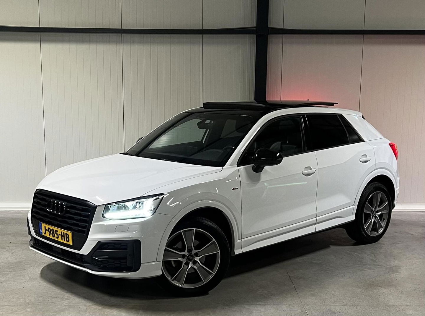 Audi Q2 35 TFSI 150PK S-line Pano Navi Carplay Black Optic