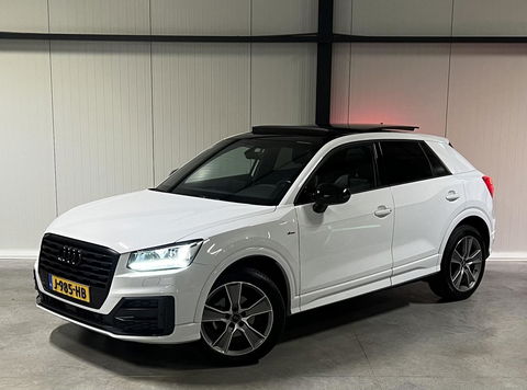 Audi Q2 35 TFSI 150PK S-line Pano Navi Carplay Black Optic