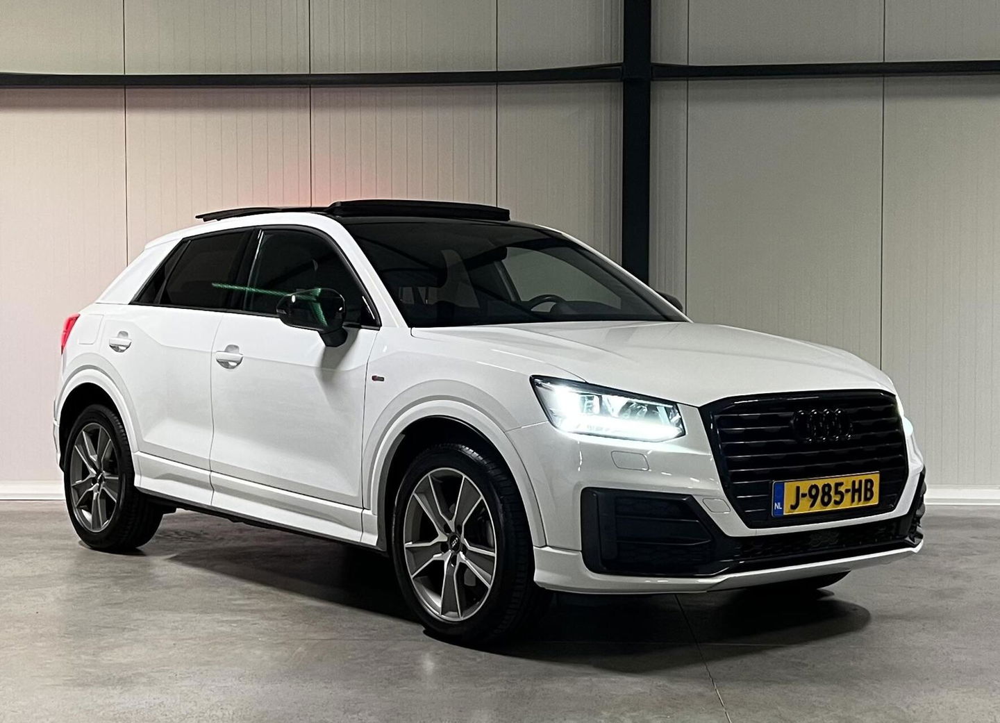 Audi Q2 35 TFSI 150PK S-line Pano Navi Carplay Black Optic