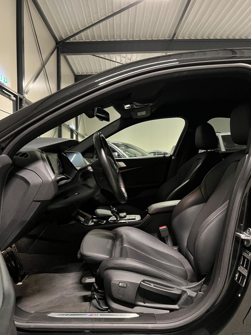 BMW 2 Serie Gran Coupé 218i 140PK M-sport High Executive NAP