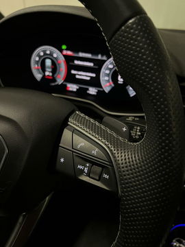 Audi A4 Limousine 35 TFSI S-line Competition Pano Sfeer NAP