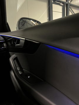 Audi A4 Limousine 35 TFSI S-line Competition Pano Sfeer NAP