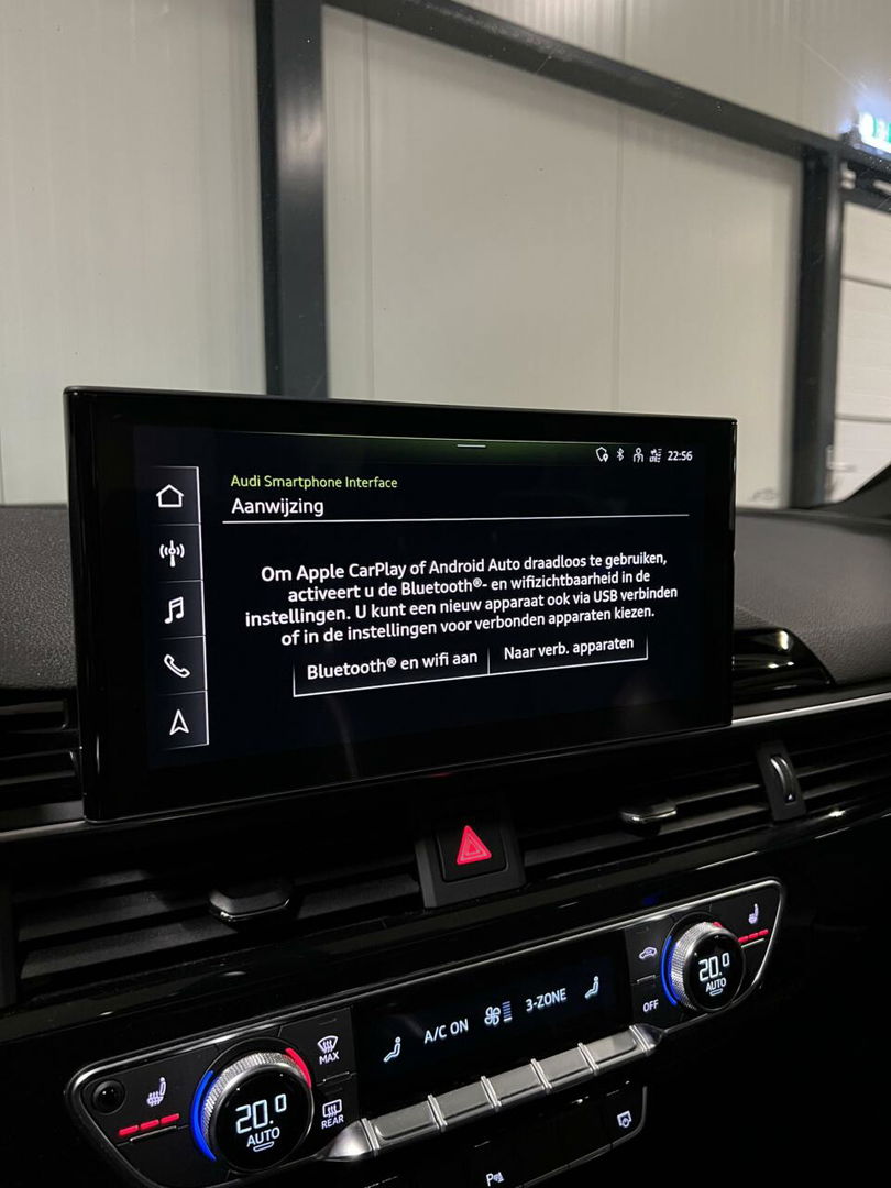 Audi A4 Limousine 35 TFSI S-line Competition Pano Sfeer NAP
