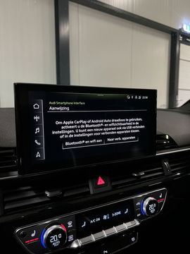 Audi A4 Limousine 35 TFSI S-line Competition Pano Sfeer NAP