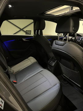 Audi A4 Limousine 35 TFSI S-line Competition Pano Sfeer NAP