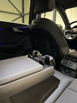 Audi A4 Limousine 35 TFSI S-line Competition Pano Sfeer NAP