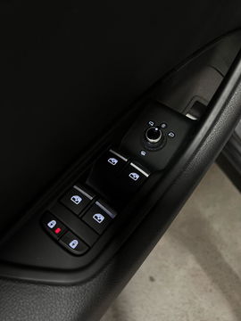 Audi A4 Limousine 35 TFSI S-line Competition Pano Sfeer NAP