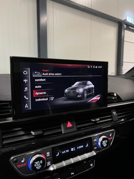 Audi A4 Limousine 35 TFSI S-line Competition Pano Sfeer NAP