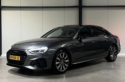 Audi A4 Limousine 35 TFSI S-line Competition Pano Sfeer NAP