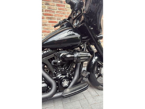 Harley Davidson 103 FLHXS Street Glide Streetglide Black Out Carplay