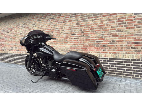 Harley Davidson 103 FLHXS Street Glide Streetglide Black Out Carplay