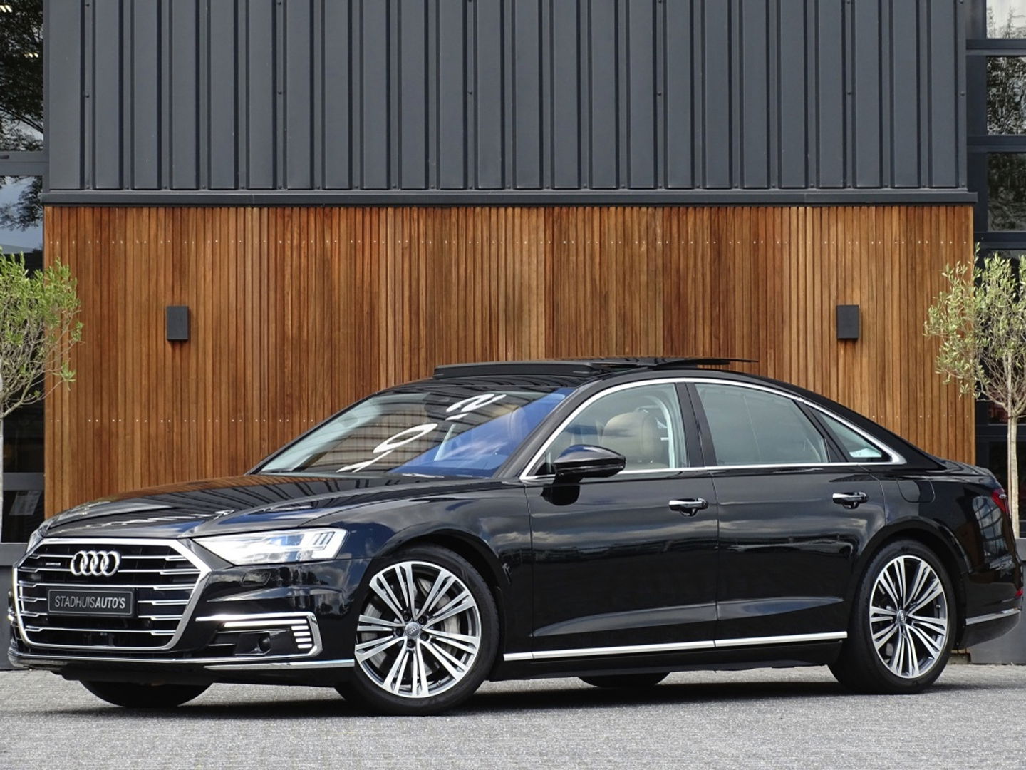 Audi A8 60 TFSIe 449PK V6 / B&O / Alcantara / Massage / TV / Matrix