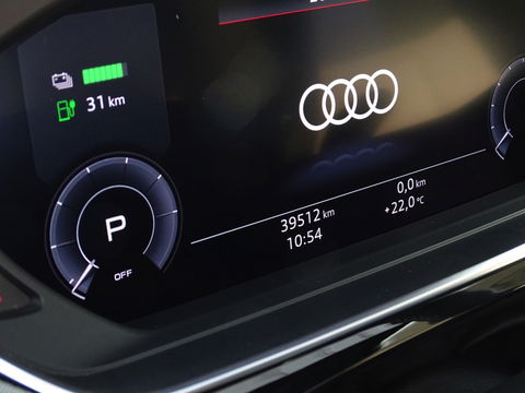 Audi A8 60 TFSIe 449PK V6 / B&O / Alcantara / Massage / TV / Matrix