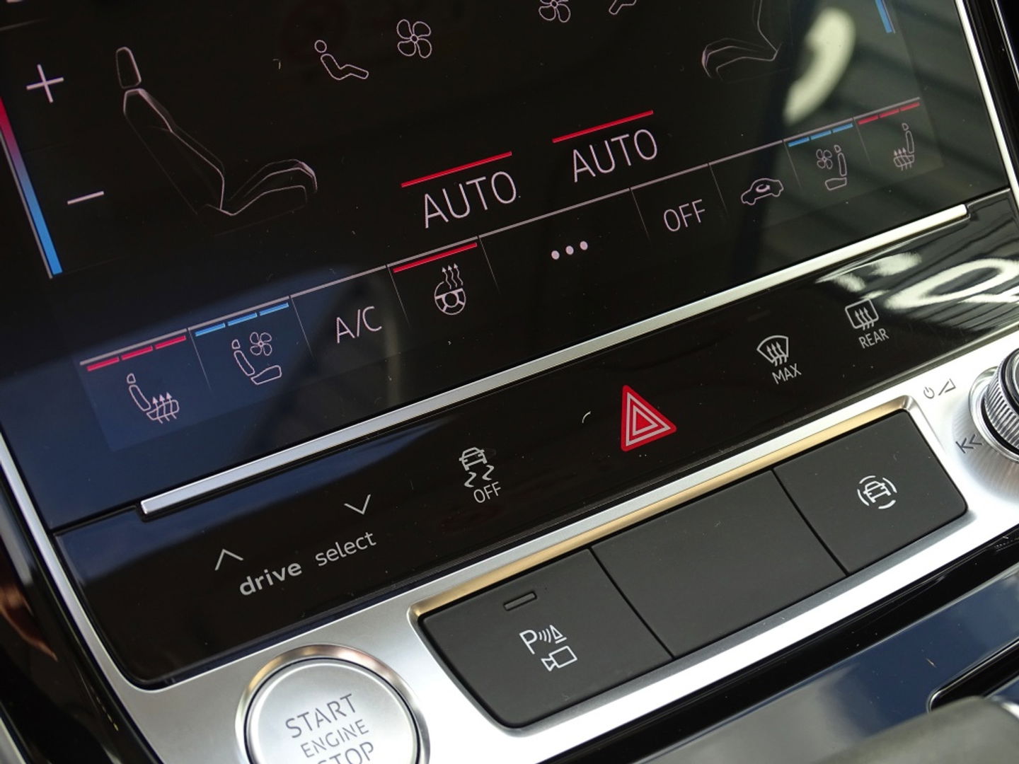 Audi A8 60 TFSIe 449PK V6 / B&O / Alcantara / Massage / TV / Matrix