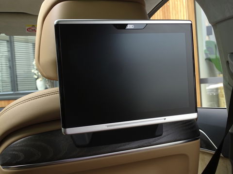 Audi A8 60 TFSIe 449PK V6 / B&O / Alcantara / Massage / TV / Matrix